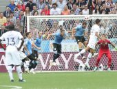 كأس العالم 2018.. فرنسا تتفوق على أوروجواى 0/1 فى شوط أول مثير