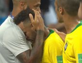 كأس العالم 2018.. شاهد هنرى يكرر لقطة رونالدينيو مع نيمار بعد 12 عاما