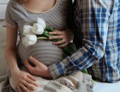 كيف تتعامل الحامل مع مشكلة زيادة الإفرازات المهبلية؟