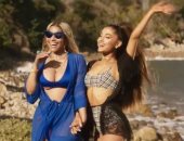 فيديو وصور.. نيكى ميناج تطلق كليب "Bed" مع إريانا جراند