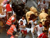 إصابه 4 أشخاص فى اليوم الثالث من مهرجان ركض الثيران بإسبانيا