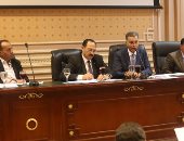 صور.. لجنة النقل بالبرلمان تناقش برنامج الحكومة بحضور هشام عرفات