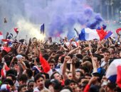 صور.. الفرنسيون يحتفلون بصعود فريقهم إلى نهائى كأس العالم