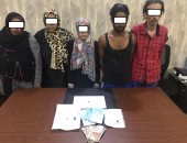 حبس عصابة 3 فتيات وشابين للدعارة عبر "فيس بوك" وابتزاز الضحايا بحلوان