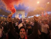 إصابة 27 مشجعا لكرة القدم فى تدافع بسبب الألعاب النارية بفرنسا