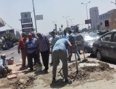 محافظ الجيزة ورئيس حى العجوزة يتفقدان أعمال تطوير شارع التحرير