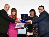 وزيرة الثقافة تكرم عبد الرحمن أبو زهرة واسم الفنان حسين رياض.. صور