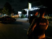 صور.. الشرطة الإندونيسية تقتل 3 مسلحين مشتبه بهم