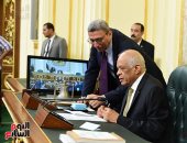 رئيس البرلمان: مناقشة بيان الحكومة الثلاثاء ونسعى لإنجازه بداية الأسبوع المقبل - صور