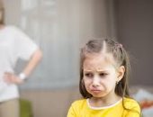 ساعده يبقى شخص سوى.. كيف تؤهل طفلك نفسيا بعد التعرض لصدمة؟