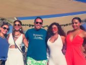 شاهد مى سليم تتجاهل انفصالها مع شقيقاتها فى الساحل 