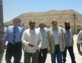 صور.. وزير الرى يتفقد متحف النيل بأسوان للتأكد من استعداده للموسم السياحى