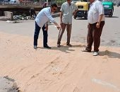 صور.. هبوط أرضى مفاجئ بشارع الجيش فى مدينة زفتى بالغربية