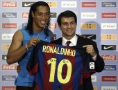 أخبار برشلونة اليوم عن الاحتفال بمرور 15 عاما على ضم رونالدينيو
