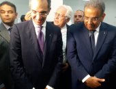 صور.. وزير الاتصالات يفتتح أعمال تطوير مكتبى بريد بالإسكندرية ويستمع للمواطنين