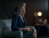 فيديو.. جوليا روبرتس تتصدر التريلر الرسمى لمسلسل "Homecoming" 