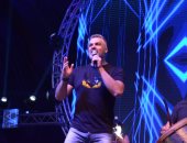 فارس كرم يحيى حفلاً غنائيًا في لبنان.. الليلة