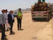 محافظ جنوب سيناء يتفقد إنشاء مضمار الهجن وتجميل شارع السلام بشرم الشيخ