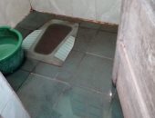 ارتفاع منسوب الصرف الصحى يهدد أهالى ميت حمل فى الشرقية