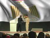 الرئيس السيسي يوجه التحية عبر صفحته الرسمية على "تويتر" للشعب المصرى البطل