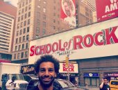 محمد صلاح "بيتصور مع صورته" فى أمريكا