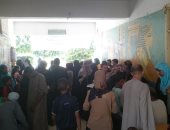 صور.. الكشف على 566 حالة فى قافلة لجامعة جنوب الوادى بمدينة دشنا بقنا