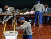 زعيم المعارضة فى زيمبابوى يعلن تحقيقه فوزا ساحقا فى الانتخابات العامة