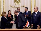صور.. الحكومة تشهد توقيع اتفاقية تعاون لوضع رقم كودى لكل مبنى فى مصر 