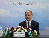 وزير الطيران يتفقد مطار أسوان قبل انطلاق الملتقي العربي الأفريقي