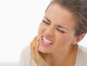 خراج اللثة.. متى يسبب خطورة على صحة الأسنان؟