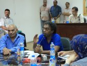 صور.. رئيس "قصور الثقافة" يجتمع بقيادات الهيئة