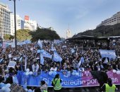 فيديو.. تظاهر أكثر من نصف مليون أرجنتينى ضد الإجهاض