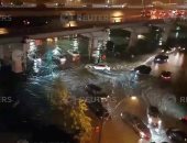 صور.. شوارع "تورنتو" تغرق بسبب فيضان مفاجئ بكندا