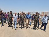 كامل الوزير يتفقد الاستعدادات النهائية بمشروع قناطر أسيوط الجديدة