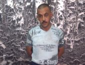 القبض على عاطل سرق محل هواتف بالإكراه وبحوزته مواد مخدرة بعزبة النخل