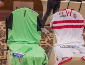 صور.. الزمالك يخوض مواجهة القادسية الكويتى بـ"زيه التقليدى"