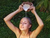 4 وصفات طبيعية لفرد الشعر فى المنزل.. ابعدى عن الحرارة وحافظى عليه