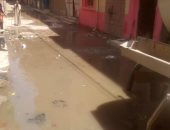 مياه المجارى تحاصر أهالى حى السوق ببلبيس فى محافظة الشرقية