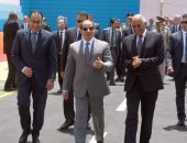 فيديو وصور.. .. وصول الرئيس السيسى لافتتاح قناطر أسيوط الجديدة