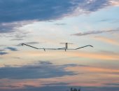 فيديو .. طائرة تعمل بالطاقة الشمسية تطير لمدة 25 يوما فى السماء