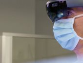 مستشفى بريطانى يستعين بنظارات الواقع الافتراضى فى إجراء العمليات الحرجة