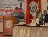 صور.. محافظ بورسعيد يشارك فى لقاء تحت شعار "معا نحمى.. ونبنى الوطن"