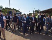 محافظ بنى سويف يستعرض مع وزير التنمية المحلية موقف منظومة ومصانع القمامة