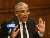 وكيل "محلية البرلمان" يطلب تنفيذ عقوبات على جرائم رش المياه بالشوارع