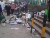شكوى من انتشار القمامة بمدخل محطة مترو عزبة النخل