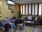 محافظ الغربية يستقبل الرئيس التنفيذى لجهاز شئون البيئة