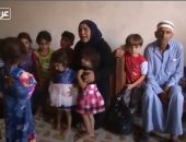موقف مؤثر لجدة عراقية ترعى 22 حفيدًا بعدما قتل داعش أبناءها
