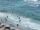 صور .. إقبال كبير على الشواطئ والمتنزهات بالإسكندرية فى ثان أيام عيد الأضحى