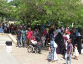 صور.. المصريون يواصلون احتفالاتهم بحديقة الأزهر فى ثالث أيام العيد