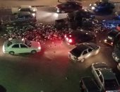 قارئ يشكو من تراكم القمامة بوسط شارع امتداد ولى العهد فى حدائق القبة